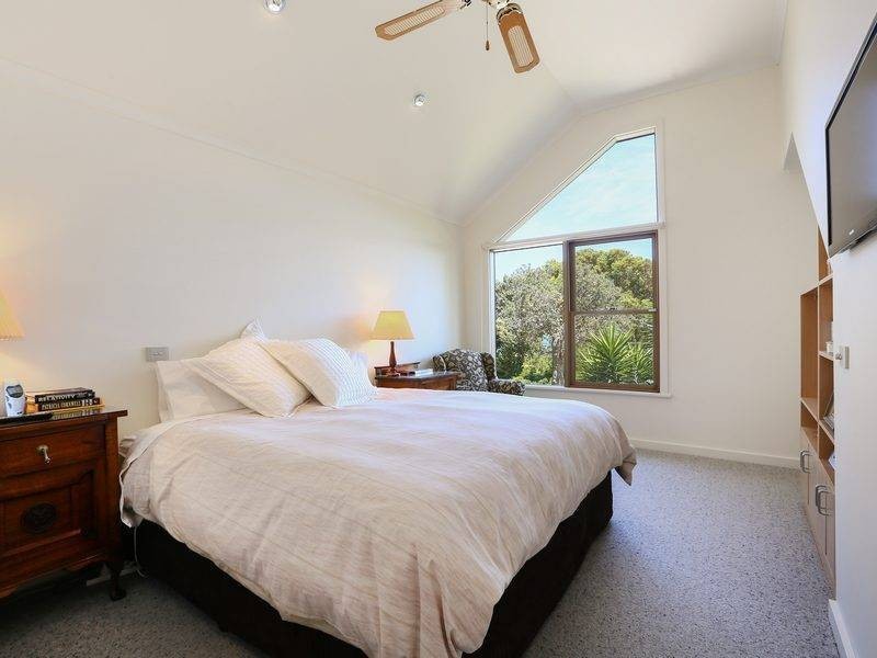 6 Western Park Road, Somers VIC 3927