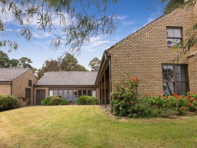 50 Sheehans Road, Red Hill VIC 3937