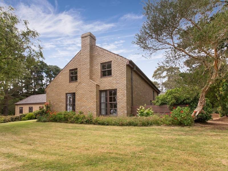 50 Sheehans Road, Red Hill VIC 3937