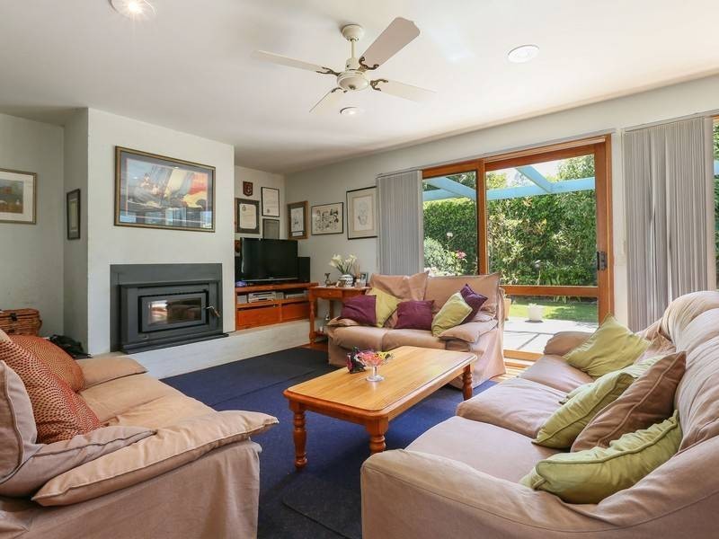 18 Carisbrooke Street, Balnarring Beach VIC 3926