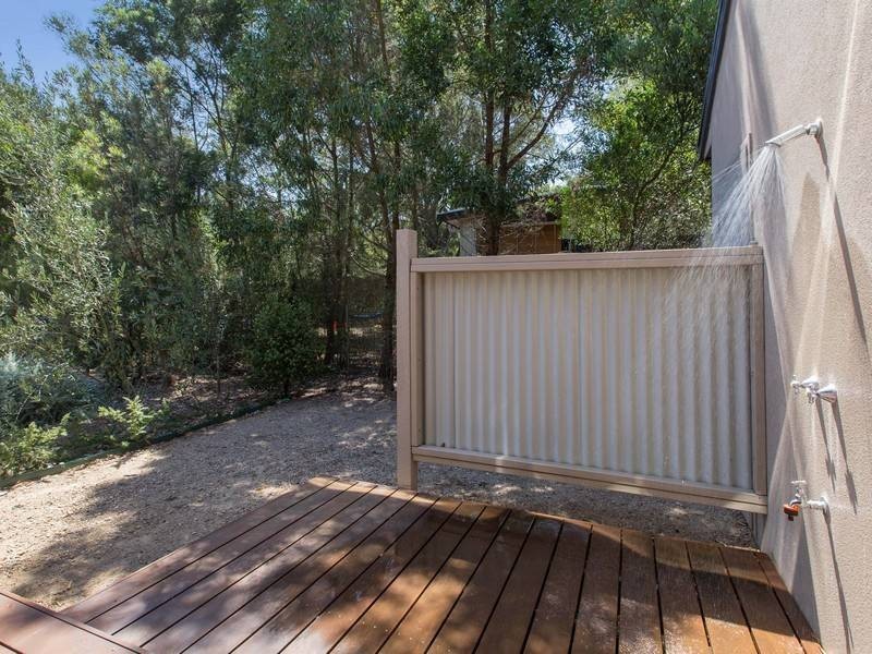 6 Gregory Avenue, Somers VIC 3927