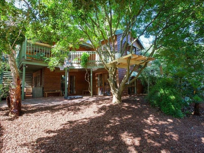 36 Arthurs Seat Rd, Red Hill VIC 3937