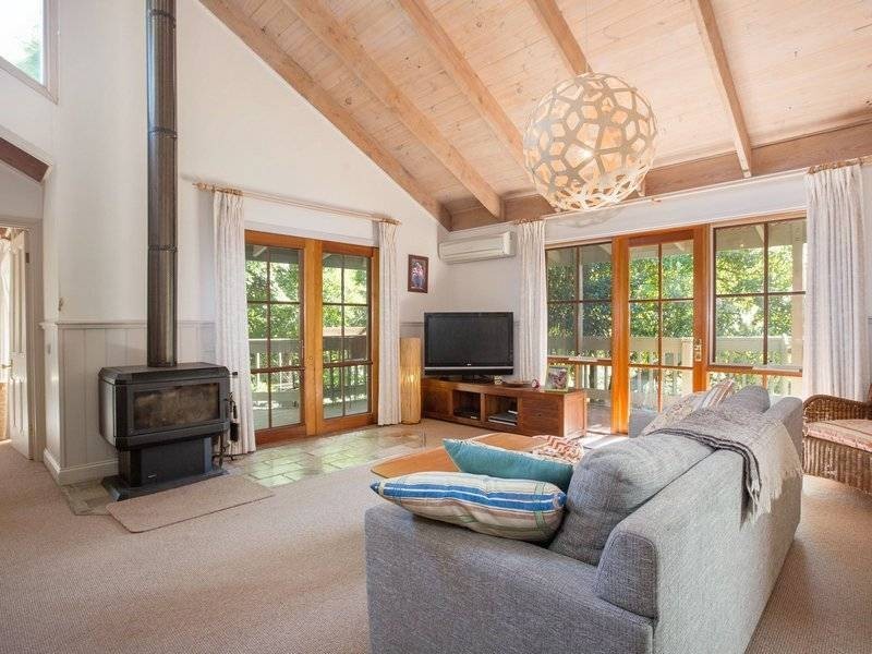 36 Arthurs Seat Rd, Red Hill VIC 3937