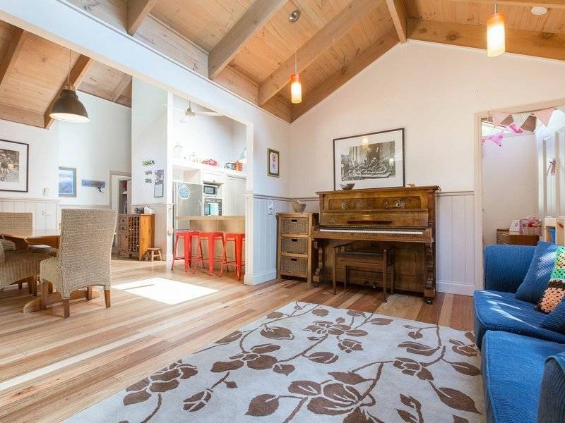 36 Arthurs Seat Rd, Red Hill VIC 3937