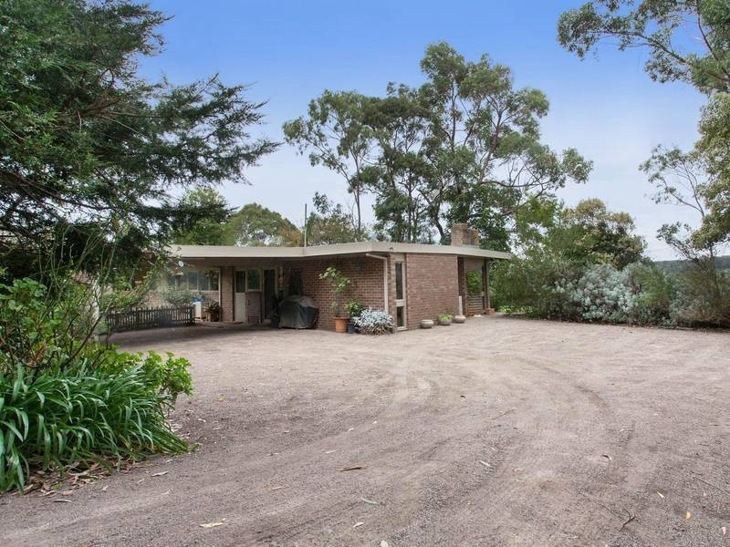 68 Shoreham Rd, Red Hill VIC 3937