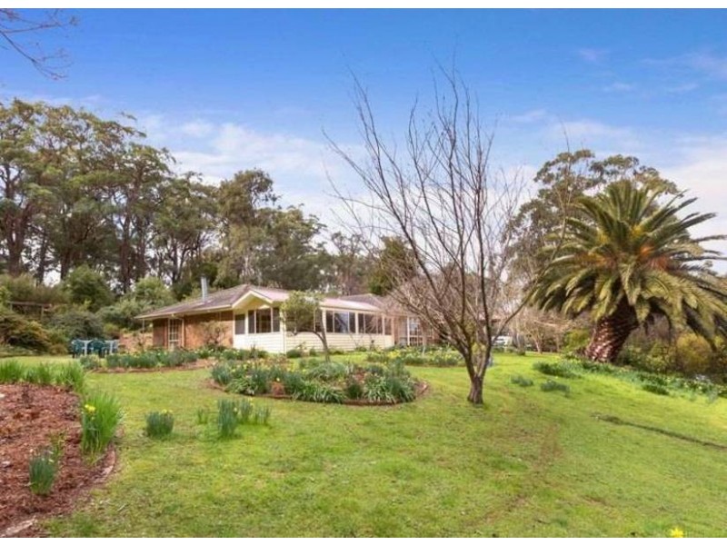 66 Prossors Lane, Red Hill VIC 3937