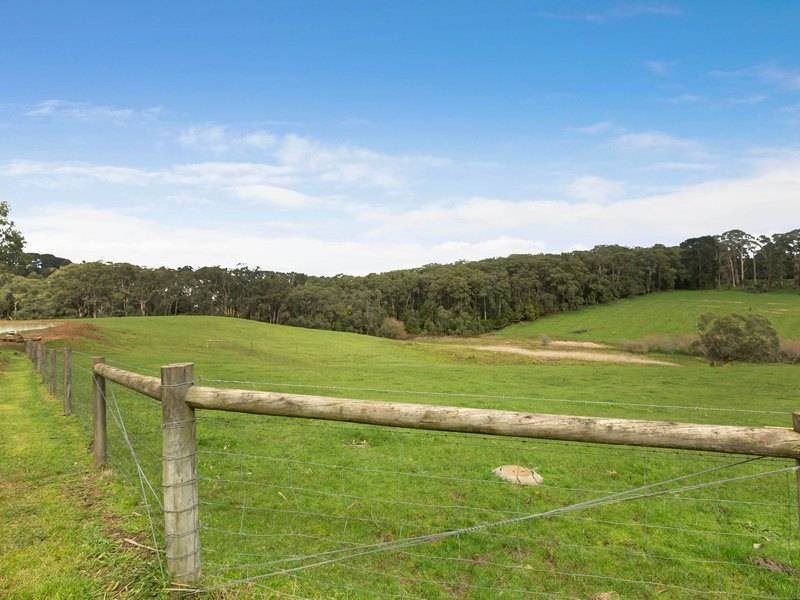 66 Prossors Lane, Red Hill VIC 3937