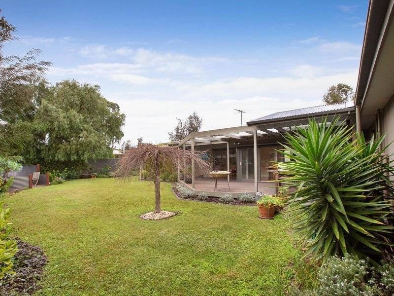 9 Carisbrooke Street, Balnarring Beach VIC 3926