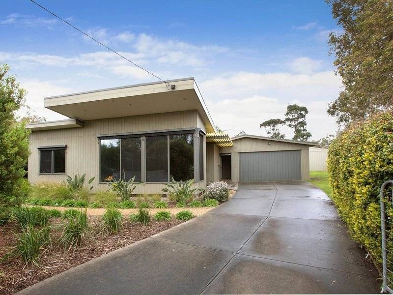 9 Carisbrooke Street, Balnarring Beach VIC 3926