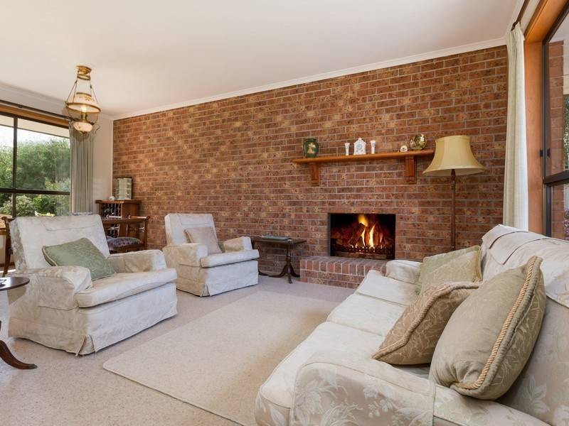 68 Western Pde, Point Leo VIC 3916