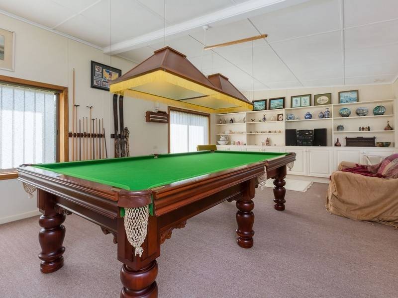 68 Western Pde, Point Leo VIC 3916