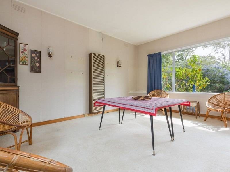 6 & 8 Roehampton Cres, Mount Eliza VIC 3930