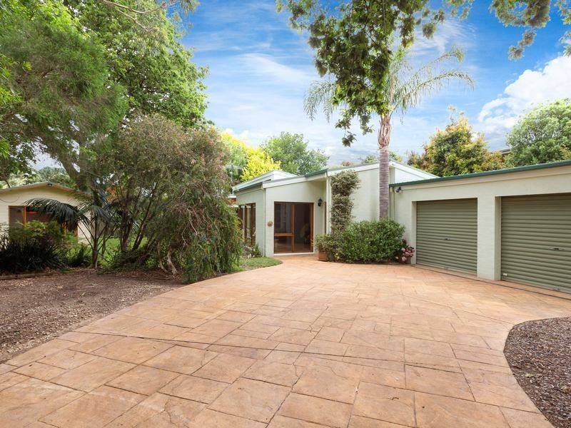 16 Hilltop Court, Shoreham VIC 3916