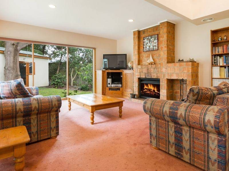 16 Hilltop Court, Shoreham VIC 3916