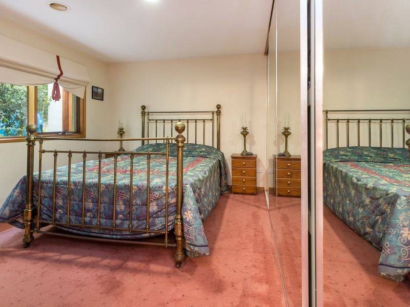 16 Hilltop Court, Shoreham VIC 3916