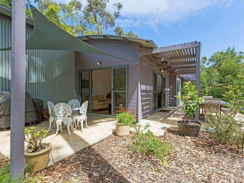 17 Bonview Ave, Somers VIC 3927