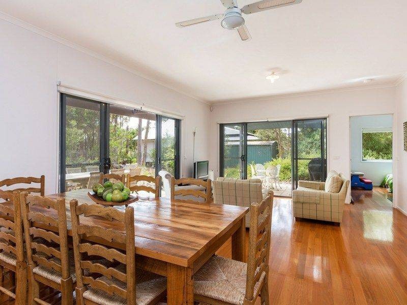 17 Bonview Ave, Somers VIC 3927