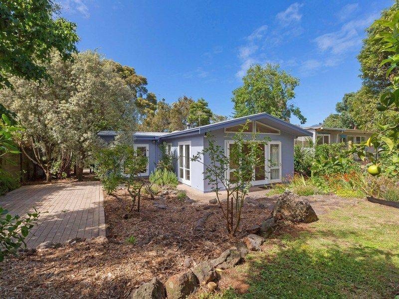 19 Steen Ave, Shoreham VIC 3916