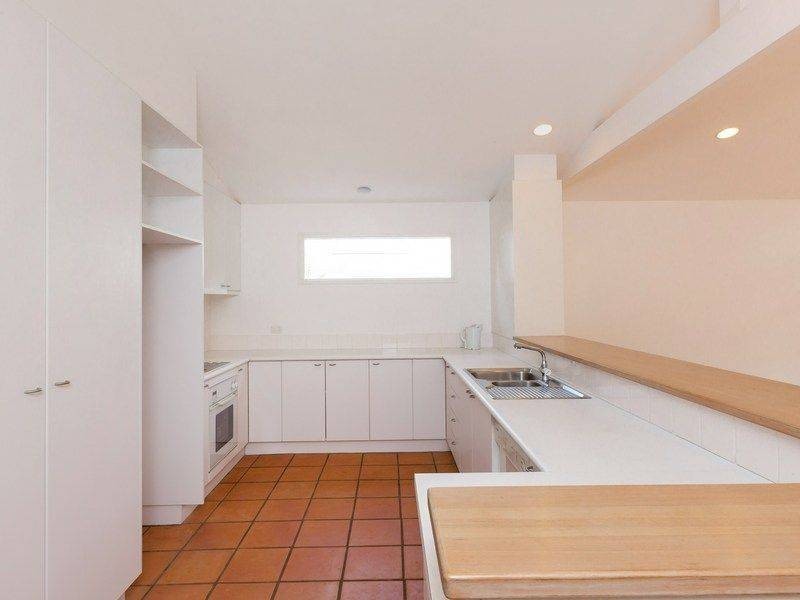 19 Steen Ave, Shoreham VIC 3916