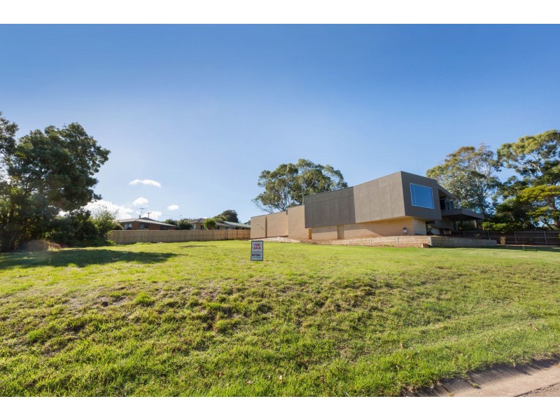 11 Myers Drive, Shoreham VIC 3916