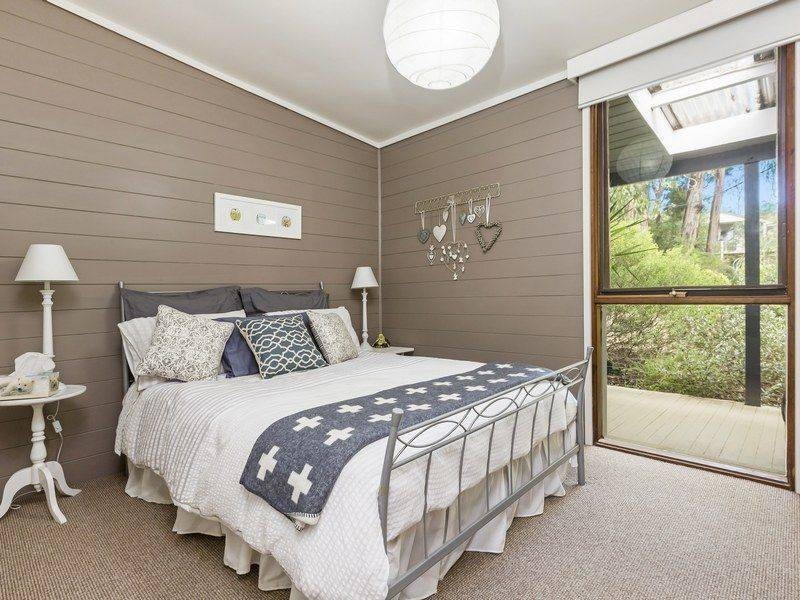 16 Elizabeth Street, Red Hill VIC 3937