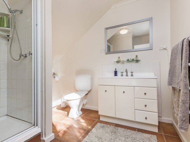 16 Elizabeth Street, Red Hill VIC 3937