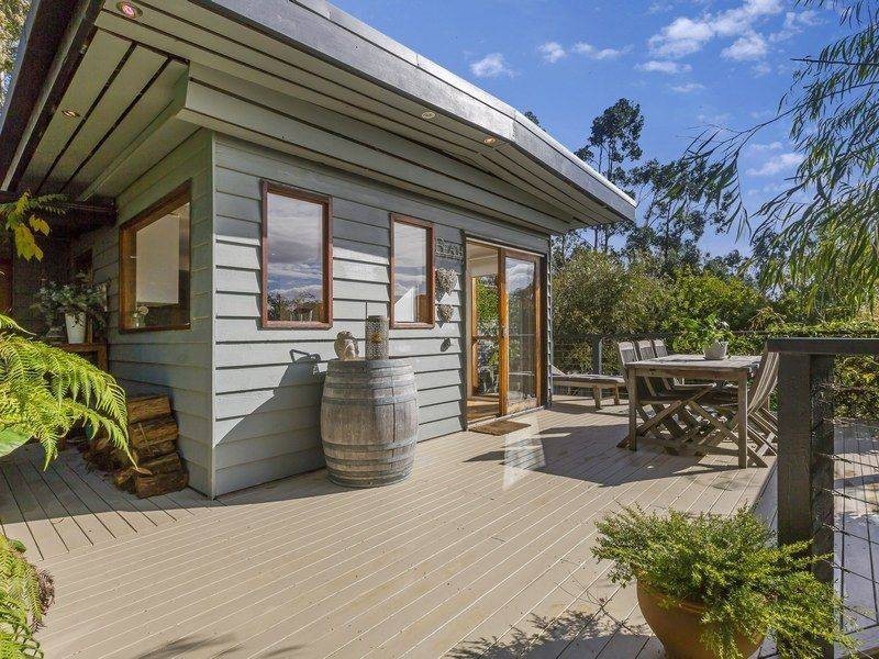 16 Elizabeth Street, Red Hill VIC 3937