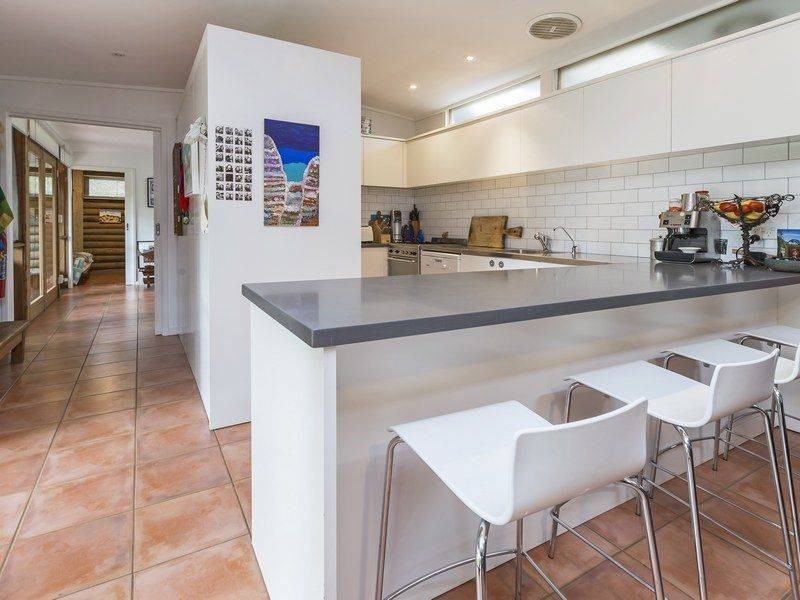 2 Wave Street, Merricks Beach VIC 3926