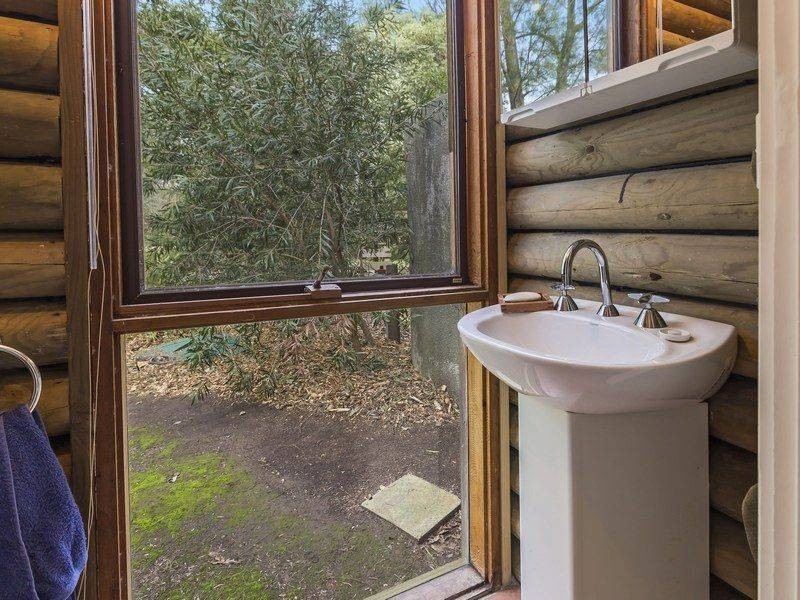 2 Wave Street, Merricks Beach VIC 3926
