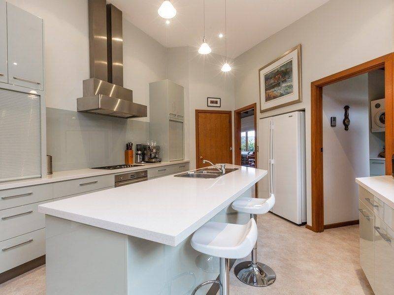 11 Arthurs Seat Road, Red Hill VIC 3937