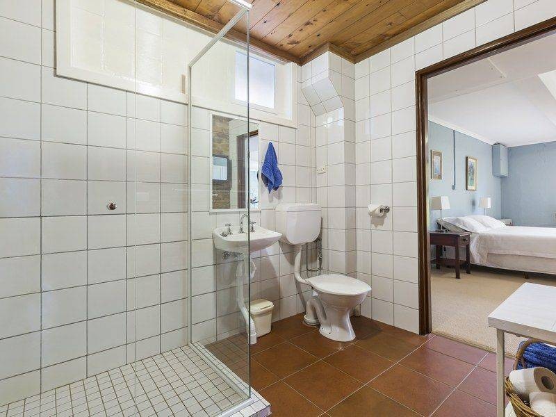 11 Arthurs Seat Road, Red Hill VIC 3937