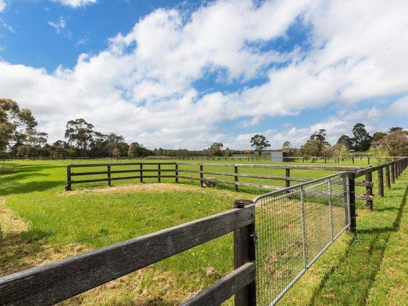 30 Males Road, Moorooduc VIC 3933