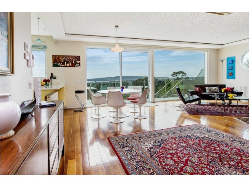 18 Devon Street, Dromana VIC 3936