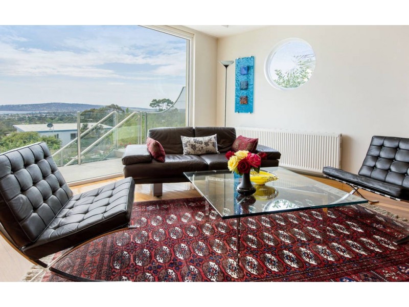 18 Devon Street, Dromana VIC 3936