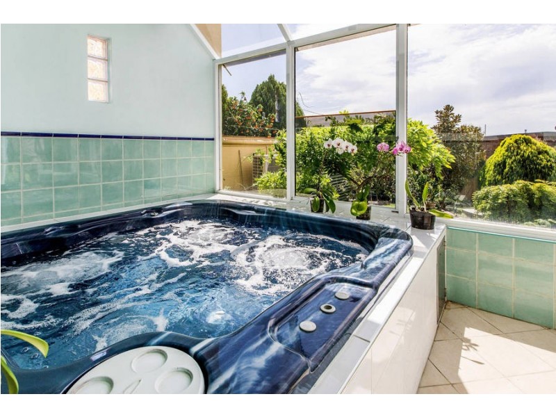 18 Devon Street, Dromana VIC 3936