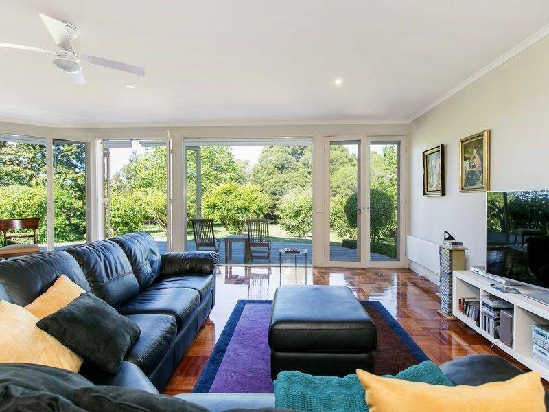 9 Beauford Road, Red Hill VIC 3937