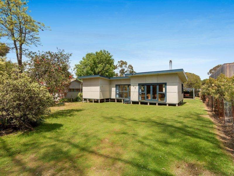 13 Minto St, Merricks Beach VIC 3926