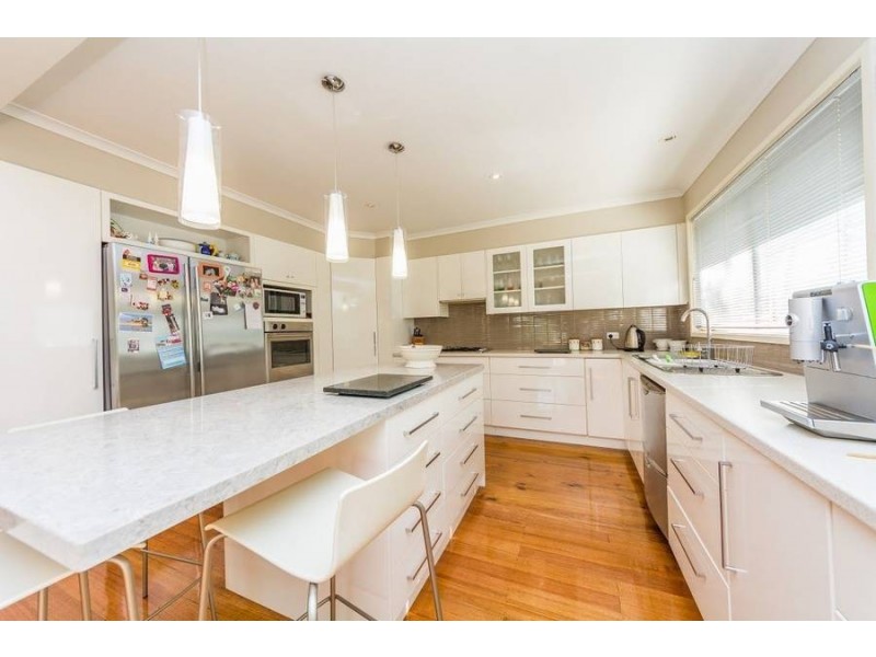 34 Baynes Road, Red Hill VIC 3937