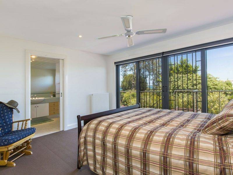 2 Kelburn Court, Somers VIC 3927