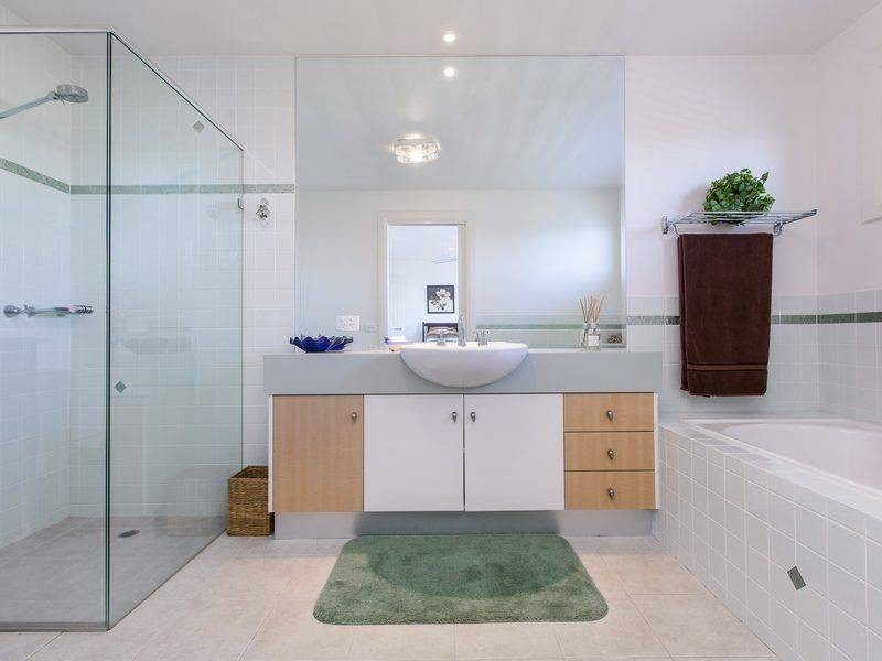 2 Kelburn Court, Somers VIC 3927