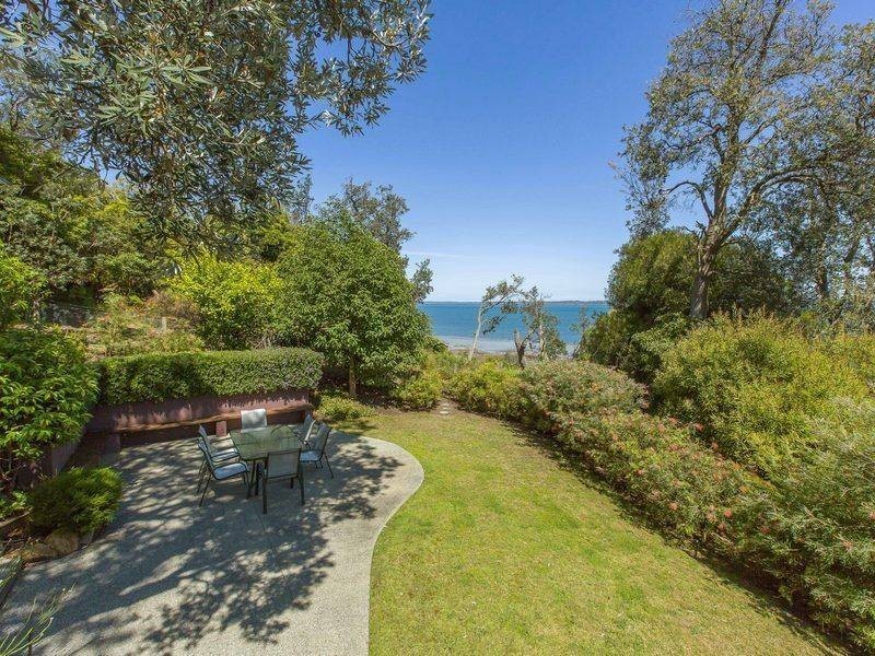 2 Kelburn Court, Somers VIC 3927
