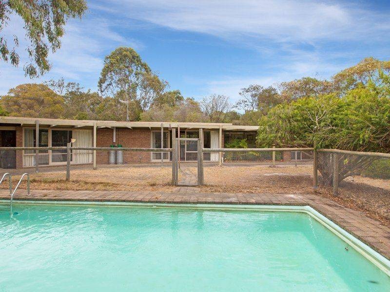 105 Sandy Point Road, Somers VIC 3927