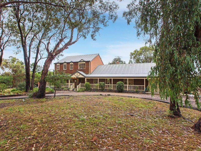 32 Carpenters Lane South, Hastings VIC 3915