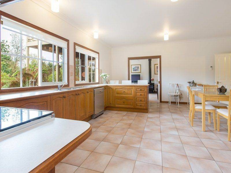 32 Carpenters Lane South, Hastings VIC 3915