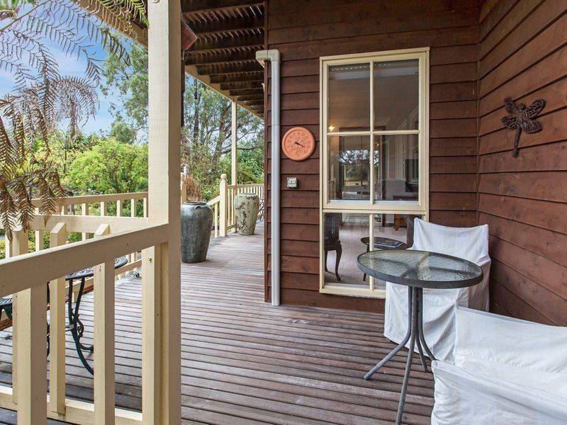 32 Carpenters Lane South, Hastings VIC 3915