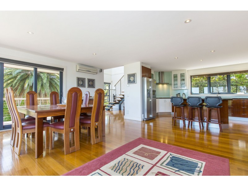 2 Kelburn Court, Somers VIC 3927