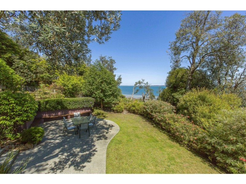 2 Kelburn Court, Somers VIC 3927
