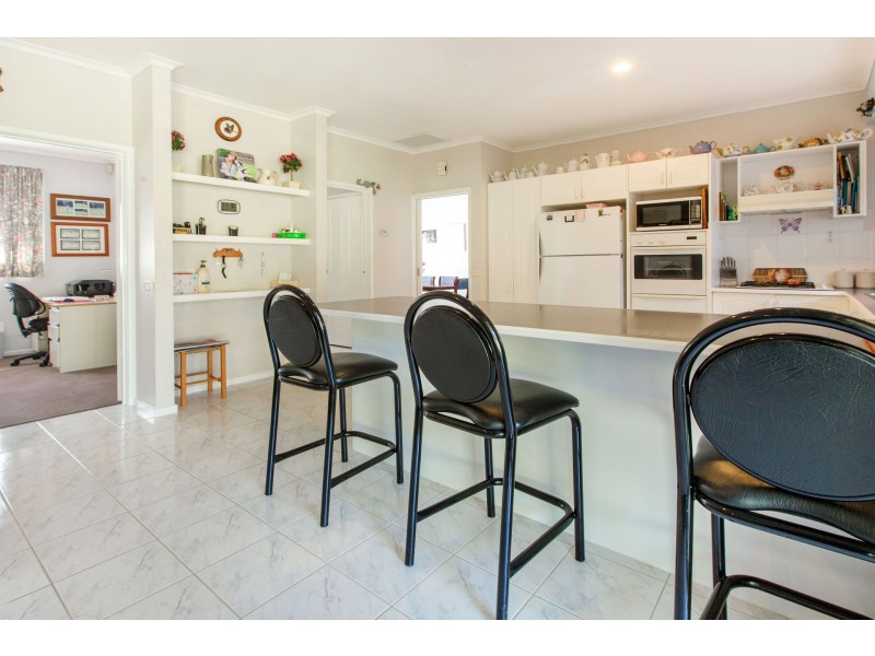 4 Mount Barron Street, Balnarring VIC 3926