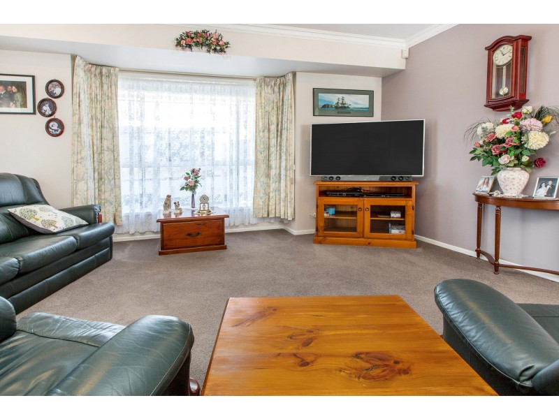 4 Mount Barron Street, Balnarring VIC 3926