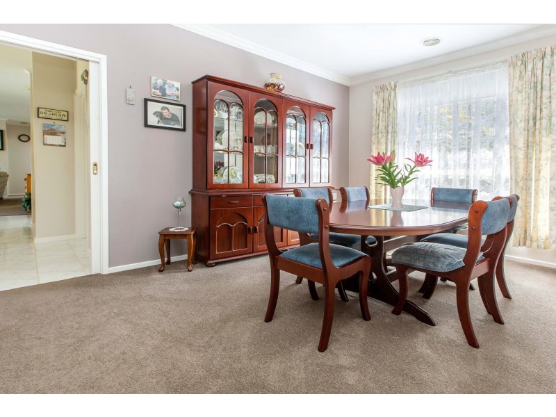 4 Mount Barron Street, Balnarring VIC 3926